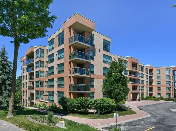 4 Briar Hill Hts #507, New Tecumseth, ON L9R 1Z7