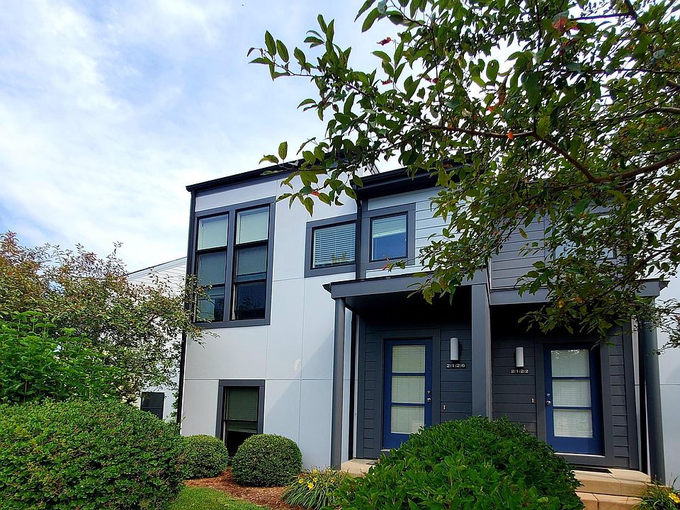 1st image of 2126 New Town Dr NE #20