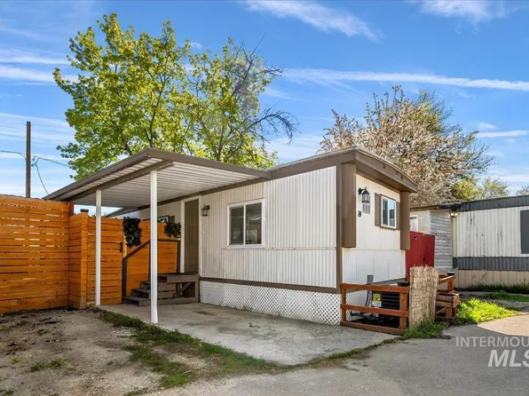 7701 W Ustick Rd Trailer 14, Boise, ID 83704