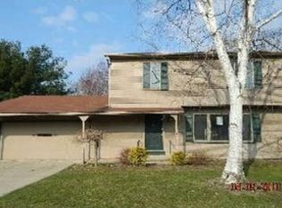 7260 Ames Rd, Parma, OH 44129