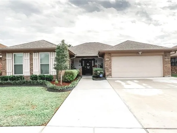 2133 Stall Dr, Harvey, LA 70058