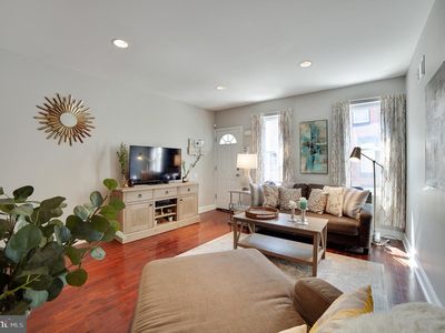 2117 Titan St, Philadelphia, PA, 19146