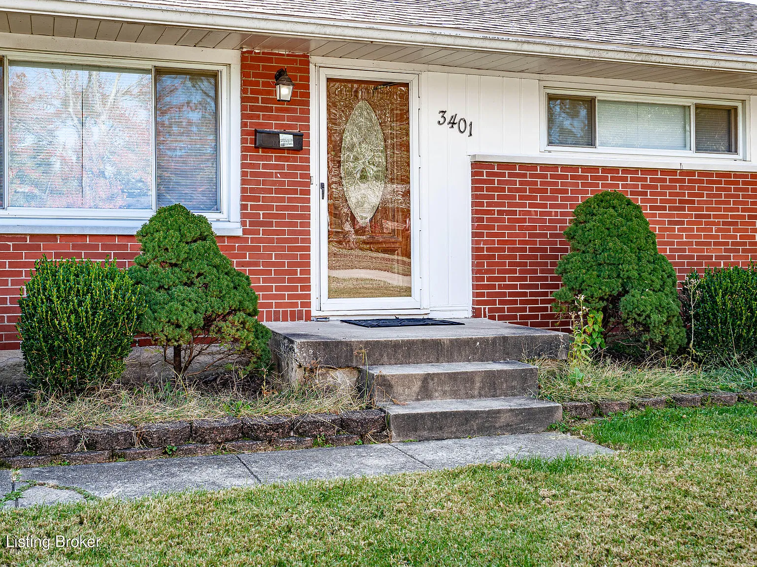 3 bed, 2.0 bath, 1089 sqft, $1,900 — Photo 4