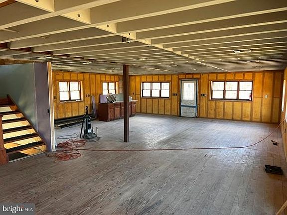 4th image of 1190 Ritters Rd