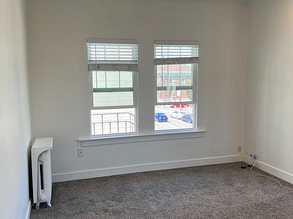 5th image of 1309 Anza St APT 5