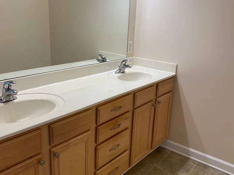 Main bathroom