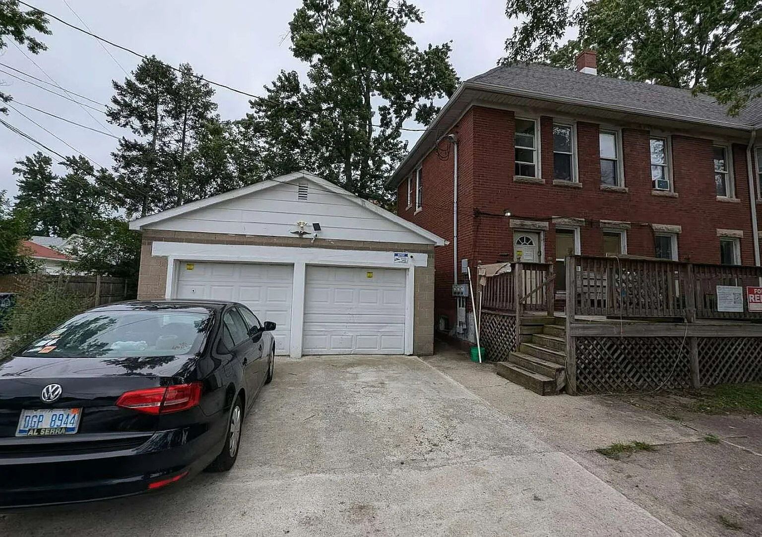 Affordable 1BR/1BA Apartment Pet Friendly with Shared Yard — Photo 1