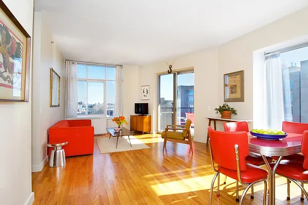 Sold by Brooklyn Bridge | media 2