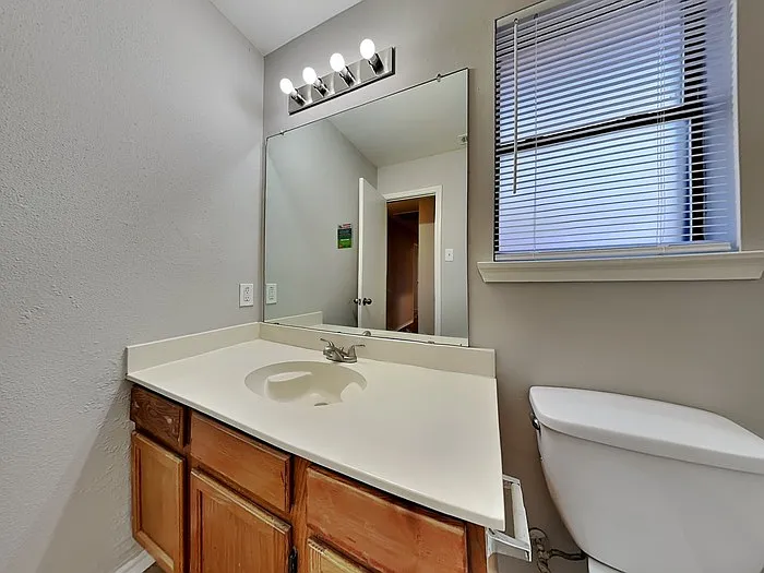 13131 Rocky Ledge Dr — Photo 17