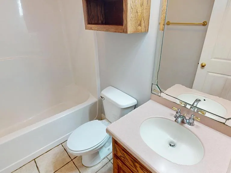808 Dixie Dr — Photo 8