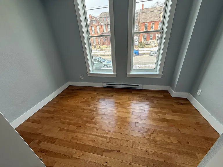 270 W 17th St #11 — Photo 3