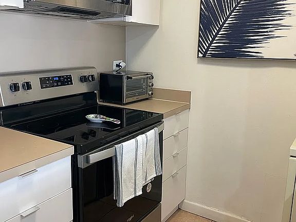4th image of 5869 Avenue Isla Verde #616