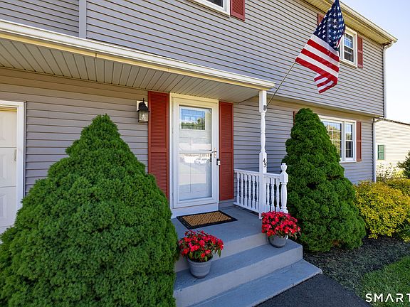 3rd image of 45 Hawthorne Terrace