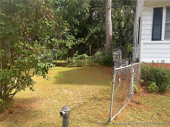 4th image of 2051 Osceola Dr