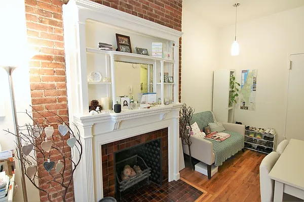 Rented by JK Dansar Corp | media 42