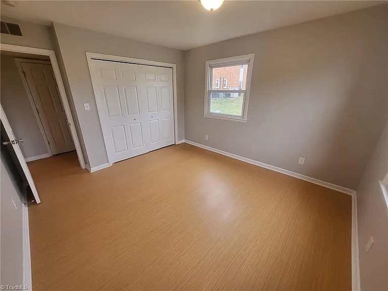 2829 N Ohenry Blvd #D — Photo 4