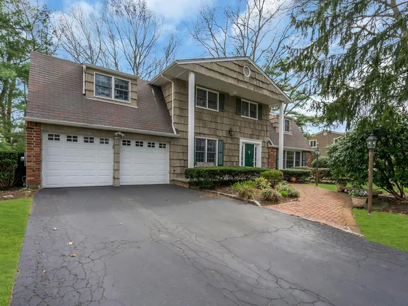 80 Wichard Boulevard, Commack, NY 11725