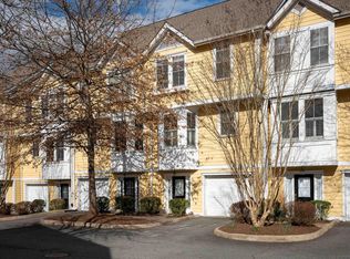 104 Melbourne Park #D, Charlottesville, VA 22901