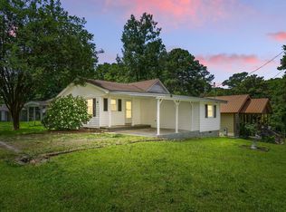 16 S Church St, Coats, NC 27521