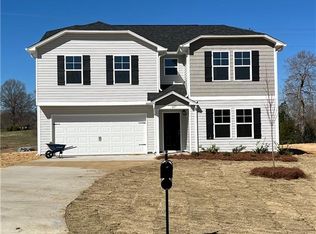 647 Gus Hill Rd, Clemmons, NC 27012