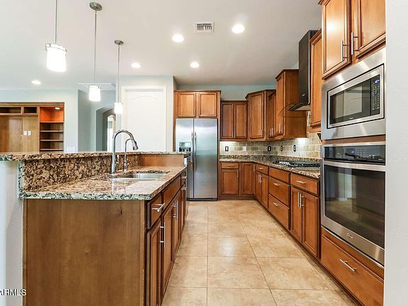 5th image of 26839 W SIERRA PINTA Drive