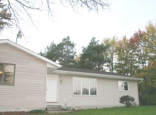 4238 Mackinaw Rd, Bay City, MI 48706