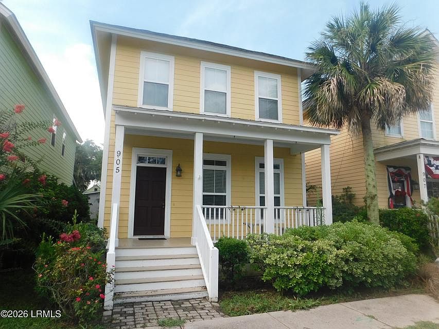 1st image of 905 12th St