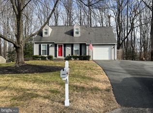 5483 Rector Dr, Woodbridge, VA 22193