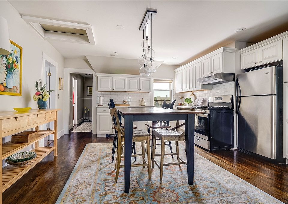 The Residence At 1212 1/2 Dearborn St. 12 1/2 Dearborn St Salem MA