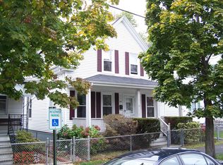 85 Franklin St, Bristol, RI 02809