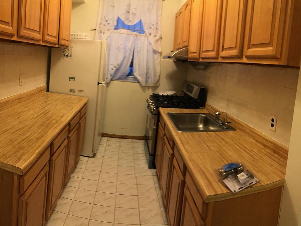 2nd image of 1924 68th St APT 1R