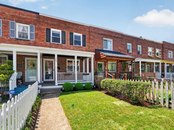 209 Wesmond Dr, Alexandria, VA 22305