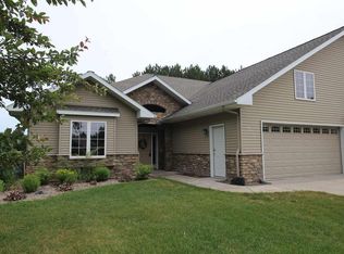 4999 Knotty Wood Ct, Hermantown, MN 55811