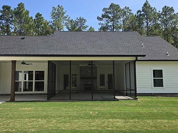 4th image of 252 Danizig Ln