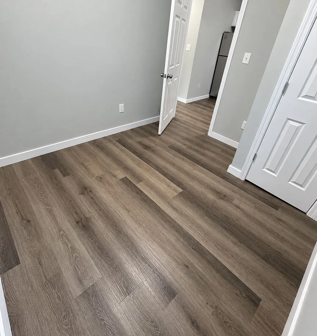 116 E Holsman St — Photo 4