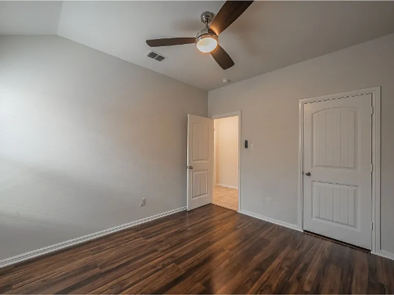 7325 Wavecrest Way — Photo 24