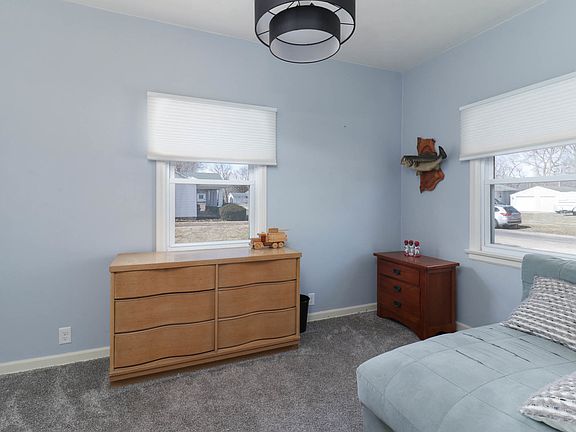 5th image of 431 9th St