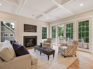 40 Voss Ter, Newton, MA 02459