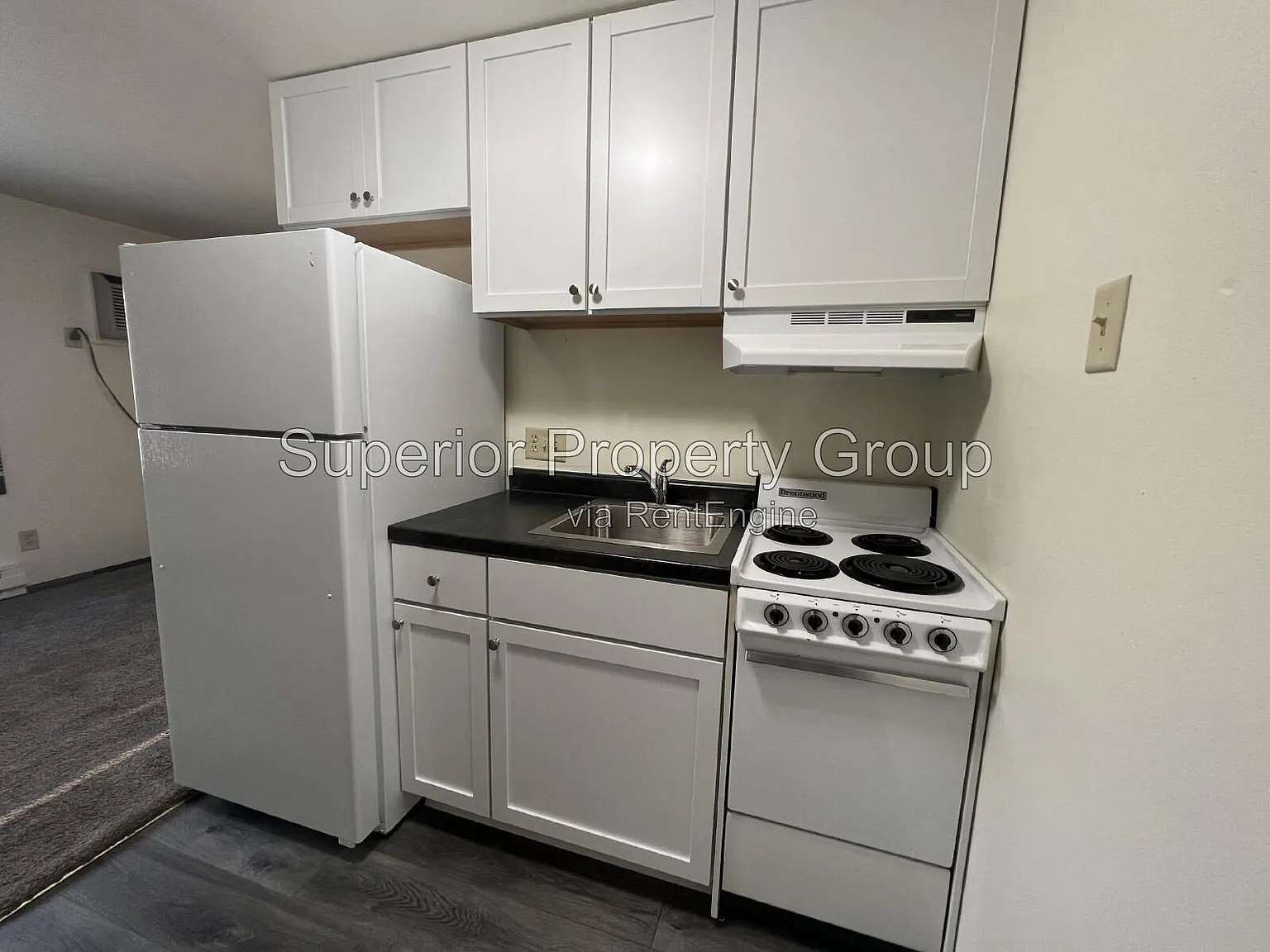 1 bed, 1.0 bath, $950 — Photo 3