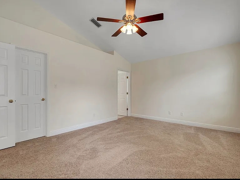 3259 Emerson Ln — Photo 9