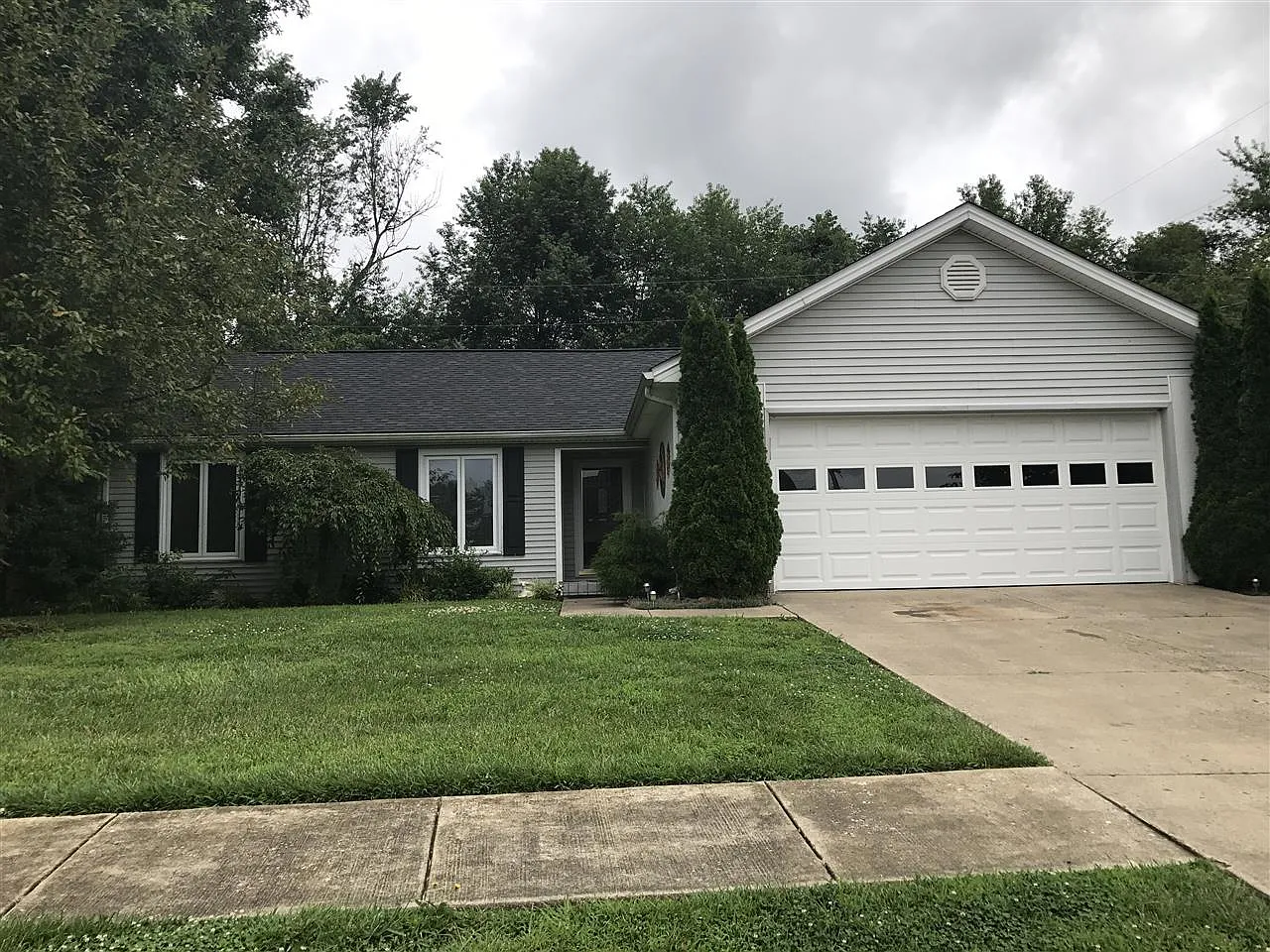 409 Ridgecrest Rd photo 1