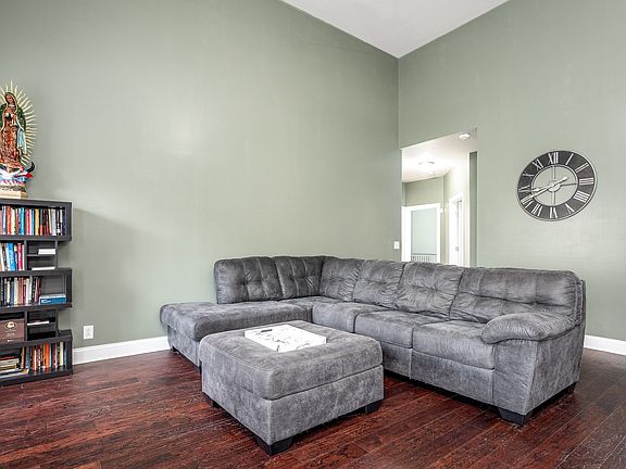 4th image of 1219 Timber Creek Dr