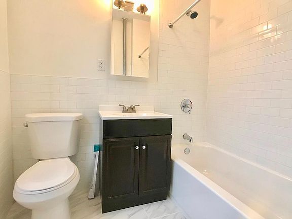 5th image of 240 W 104th St APT 3B