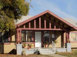 618 P St, Sanger, CA 93657