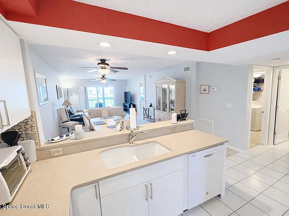 4th image of 550 S Brevard Ave APT 514