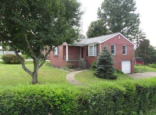 593 Mount Olivet Rd, Wheeling, WV 26003