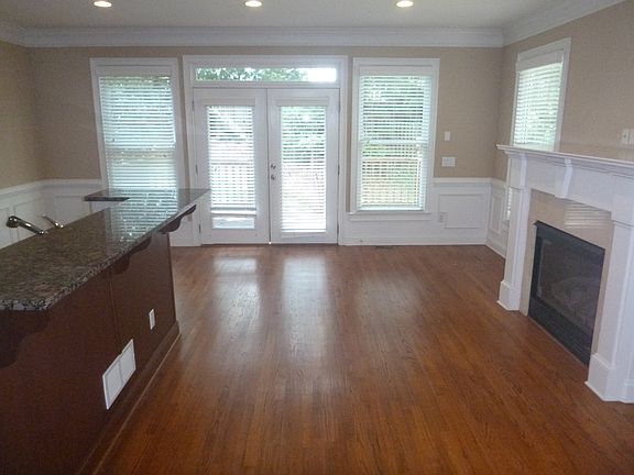 Kitchen with fireplace 