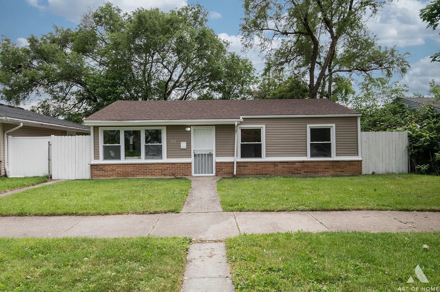 937 W 114th Pl photo 1