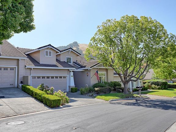 5th image of 8770 Olivas Cir