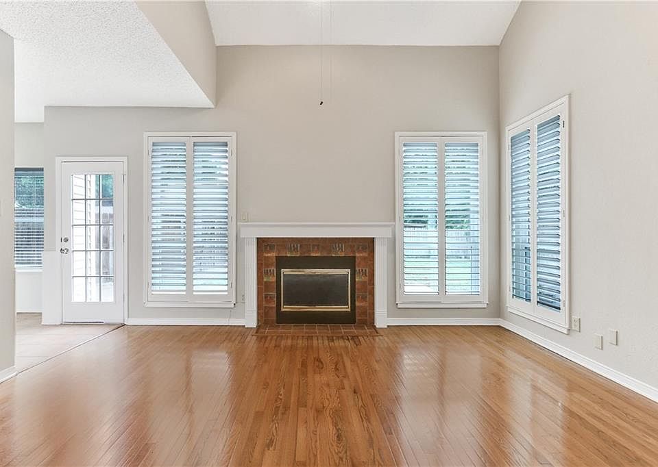1st image of 4227 Norway Ln
